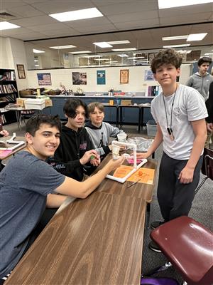 STEM Squad 2024 7.jpg